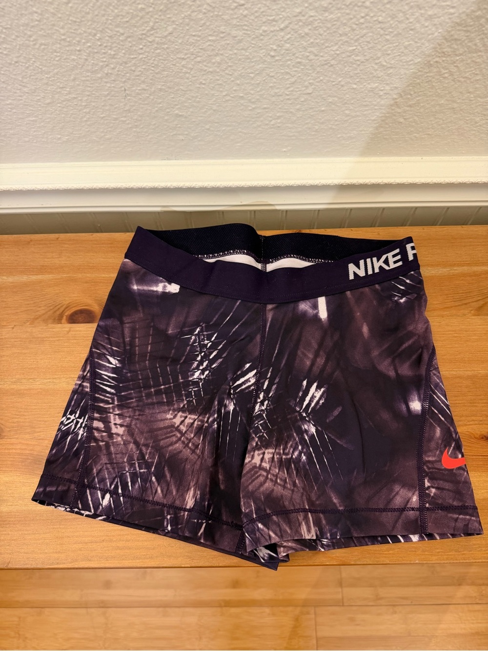 Nike Dri-FIT Compression Shorts size M